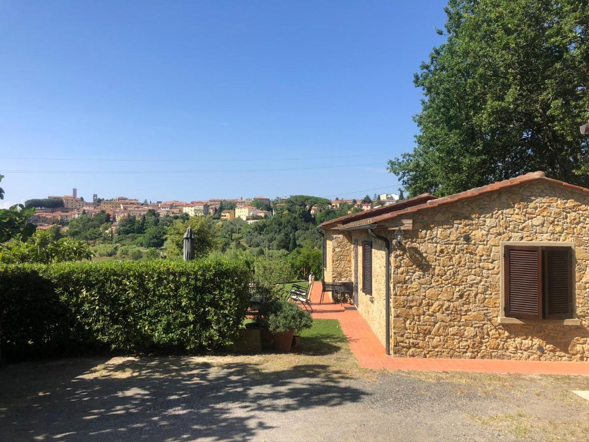 Case&Colline Buonriposo Montescudaio Exterior foto